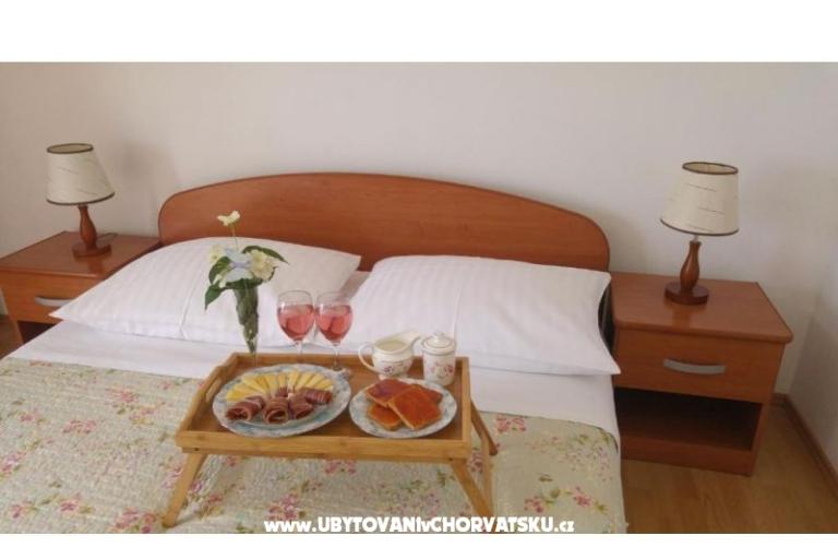 Apartmanok TONĆI I IRIS*** – fotó 8