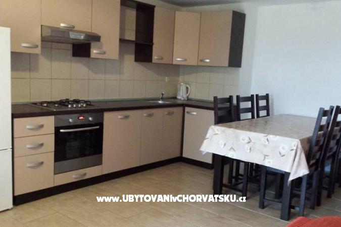 Apartmanok Angelo medencével – fotó 10