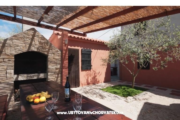 Apartmanok Angelo medencével – fotó 13
