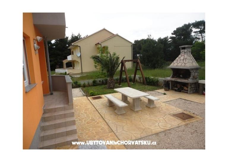 Apartmanok Dora – fotó 2