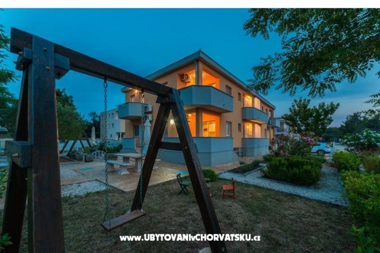 Apartmanok Dora – fotó 3