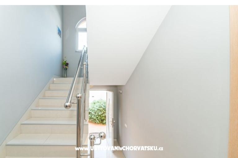 Apartmanok Dora – fotó 8