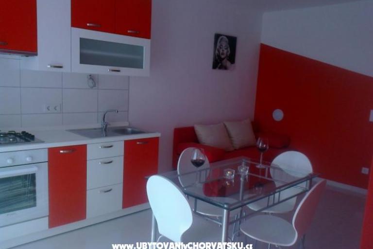 Apartmanok Thunder – fotó 3