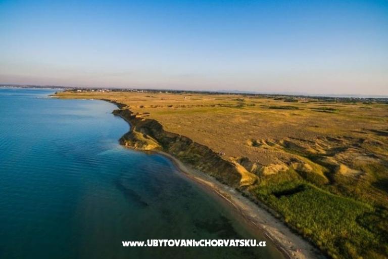 Family friendly Apt with a pool  – fotó 10