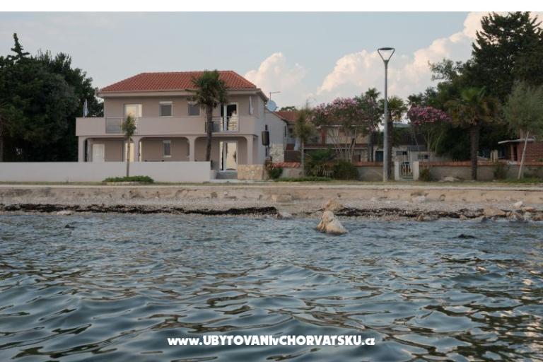 Sandrea Apartmanok – fotó 6