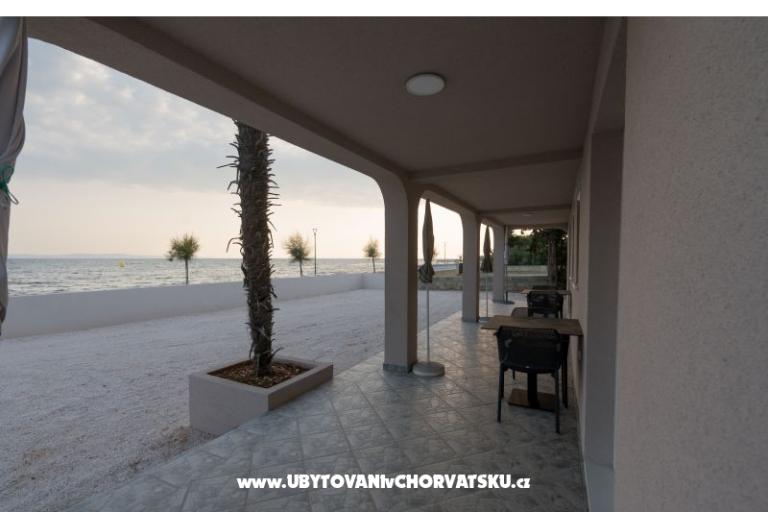 Sandrea Apartmanok – fotó 8