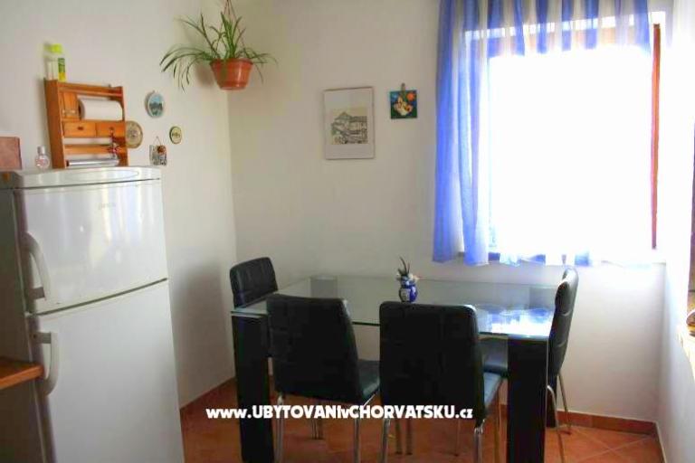 Apartmanok & Szobák Valmade - Pula  – fotó 2