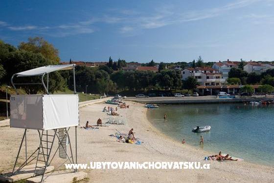 App Pješčana Uvala 200m plaža – fotó 8