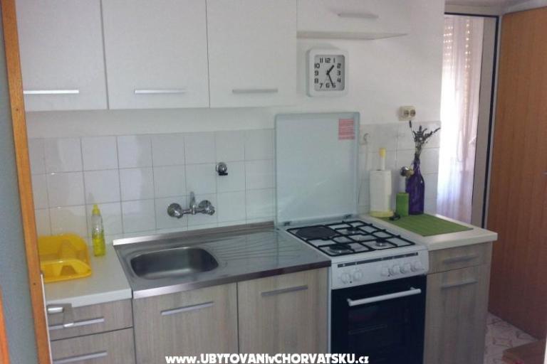Apartmanok Tea – fotó 3