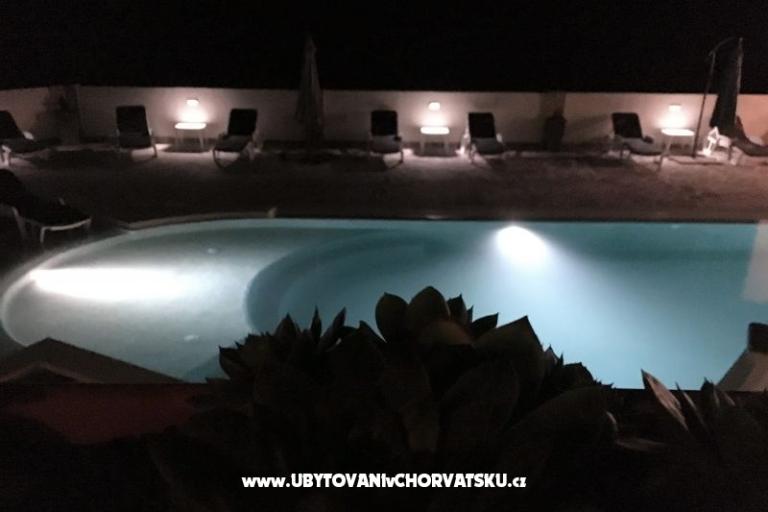 Apartmanok medencével Štinjan – fotó 15