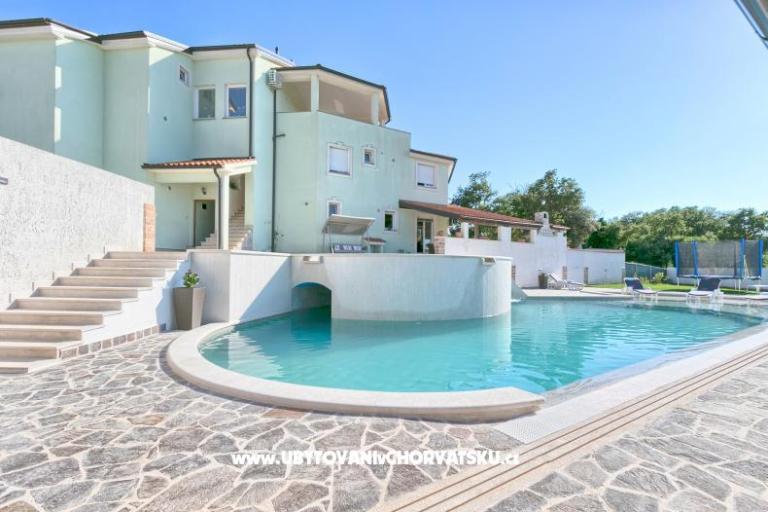 Apartmanok medencével Štinjan – fotó 6
