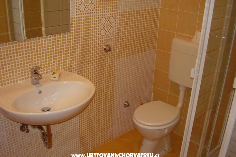 Apartnan Borik – fotó 3