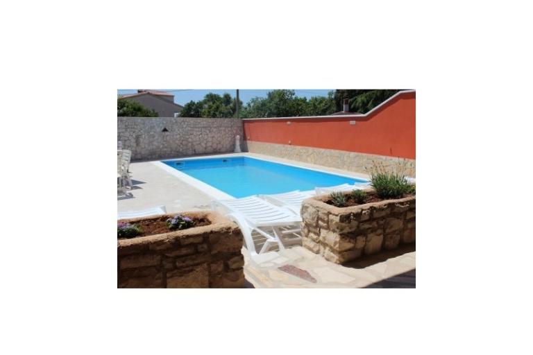 Ház with swimming pool – fotó 17