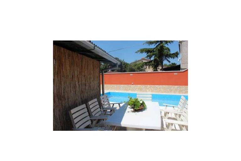 Ház with swimming pool – fotó 8