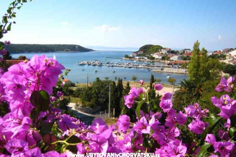 Apartmanok Karuzo – fotó 2