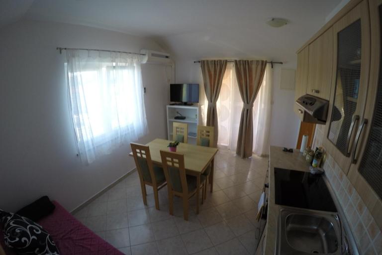 Apartmanok Laura – fotó 4