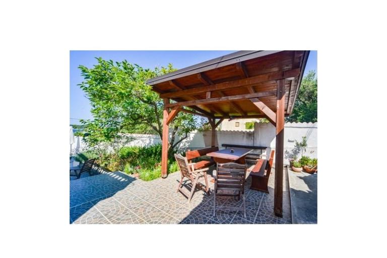 Apartmanok Anny medencével – fotó 12