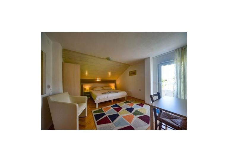 Apartmanok Anny medencével – fotó 17