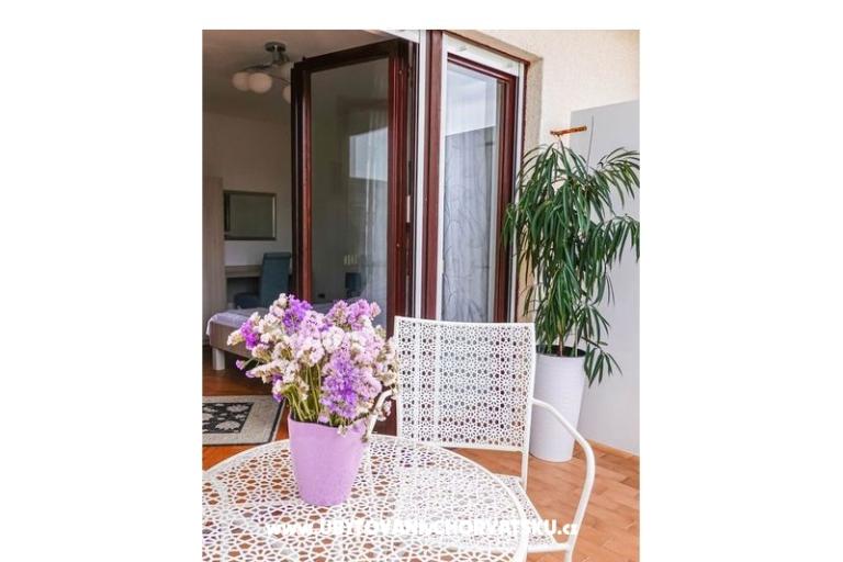 Apartmanok Anny medencével – fotó 18