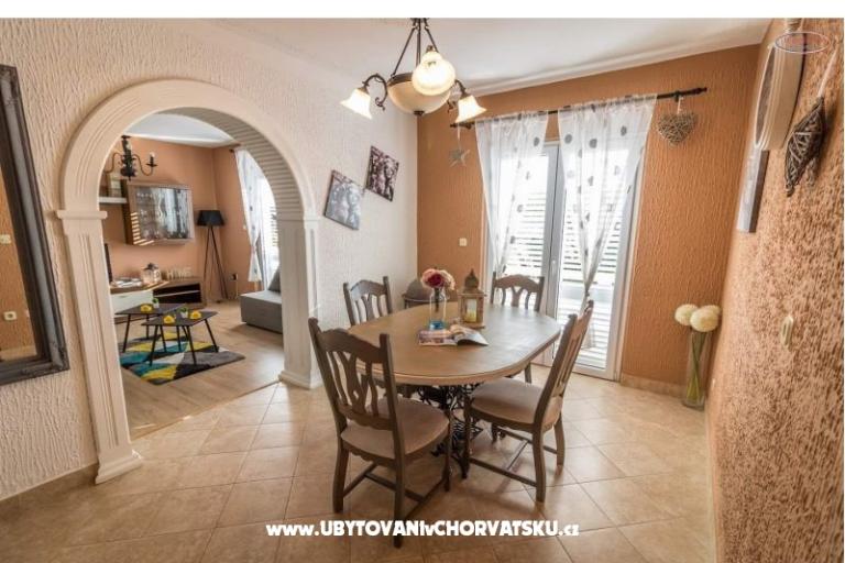Whirlpool Apartmanok Skoblar – fotó 6