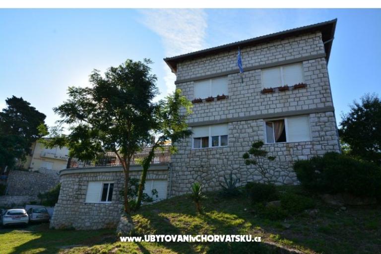 Villas Arbia - Szobák and Apartmanok – fotó 4