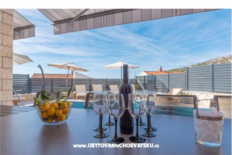 Villa Bobanac with heated pool – fotó 24