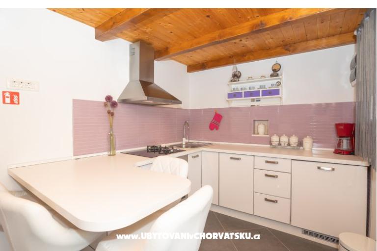 Kamene kuće Nikola – fotó 29