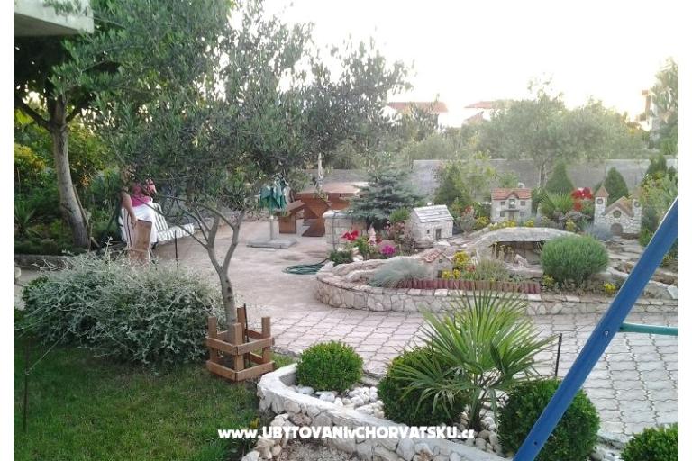Apartmanok Krešimir  OD 30 EUR – fotó 7