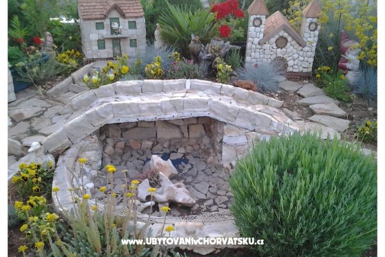 Apartmanok Krešimir  OD 30 EUR – fotó 8