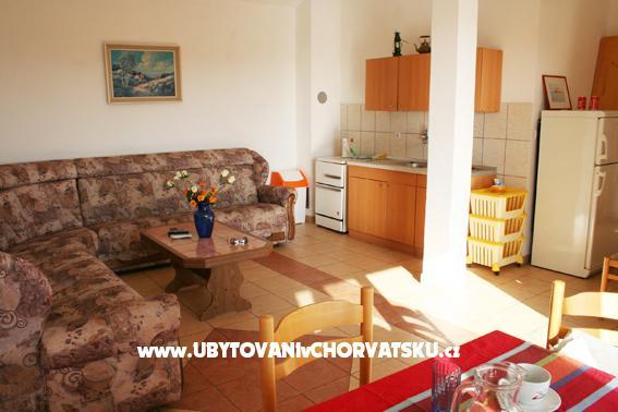 Apartmanok Tina – fotó 3