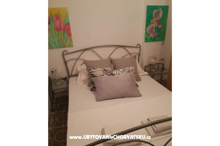 Marty  Apartmanok – fotó 2