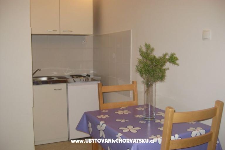Rogoznica Studio Apartmanok – fotó 3