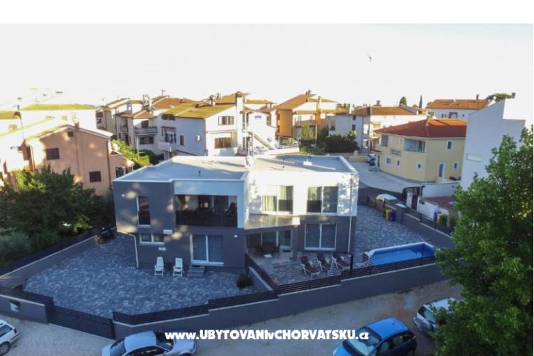 Apartmanok Karlo  – fotó 2