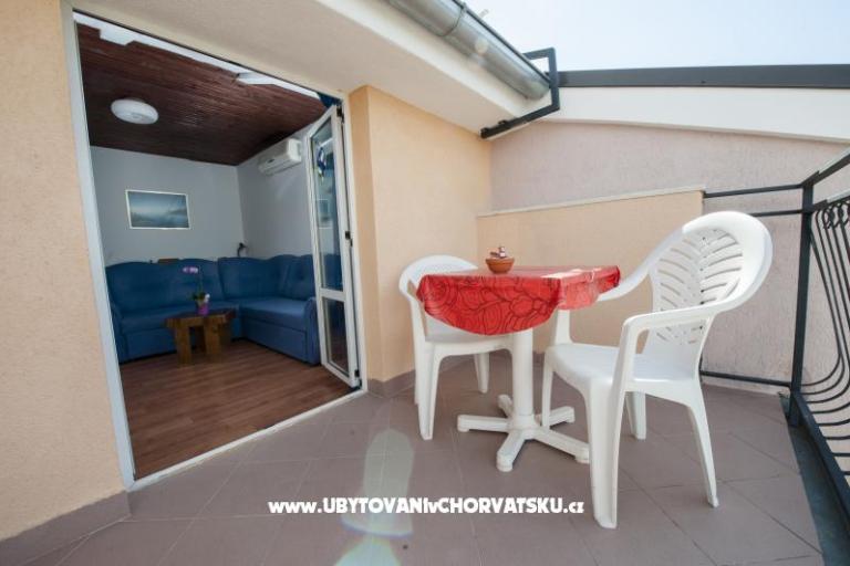 NV Club apartmanok – fotó 17