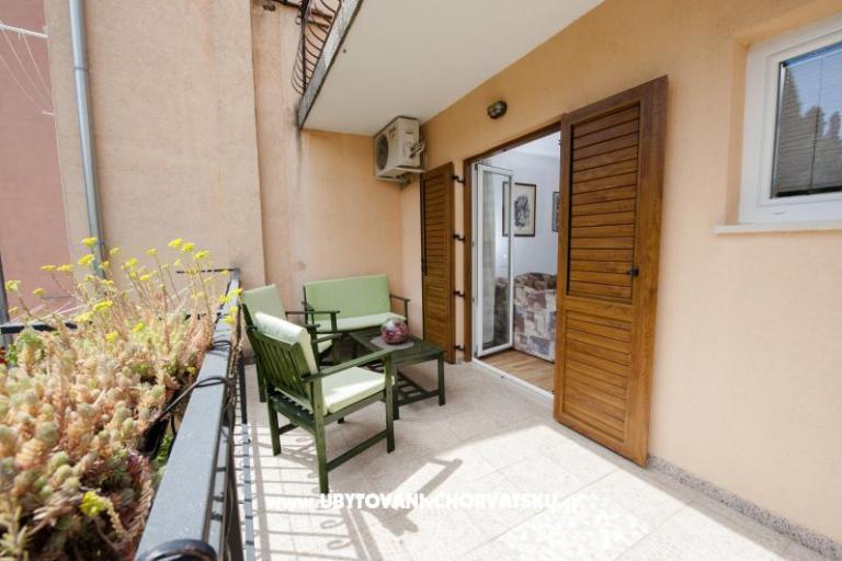 NV Club apartmanok – fotó 6