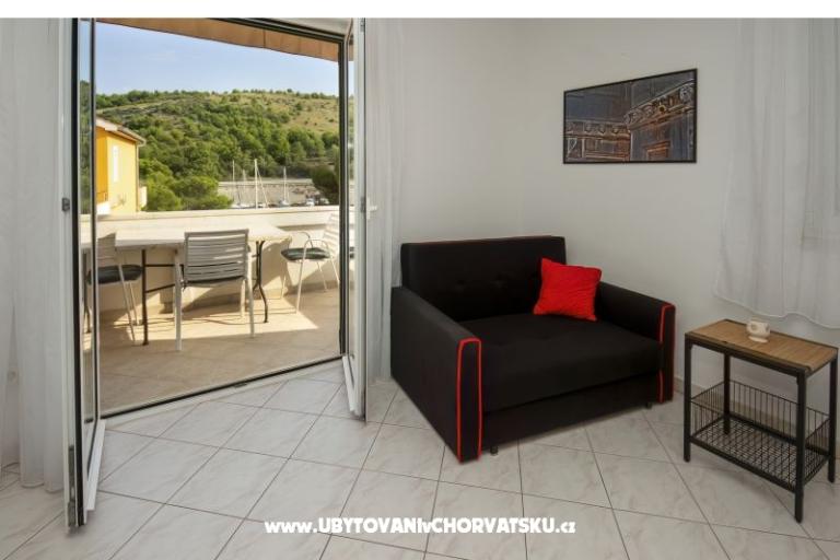 Apartmanok Males – fotó 12