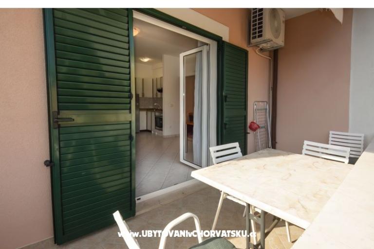 Apartmanok Males – fotó 15