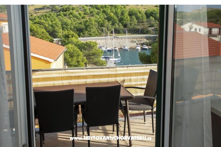 Apartmanok Males – fotó 21