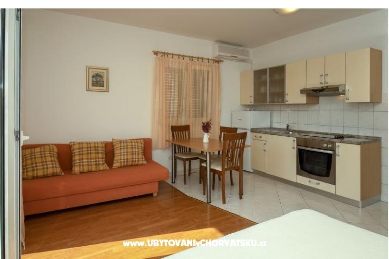 Apartmanok Males – fotó 8