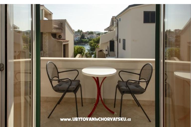 Apartmanok Males – fotó 9