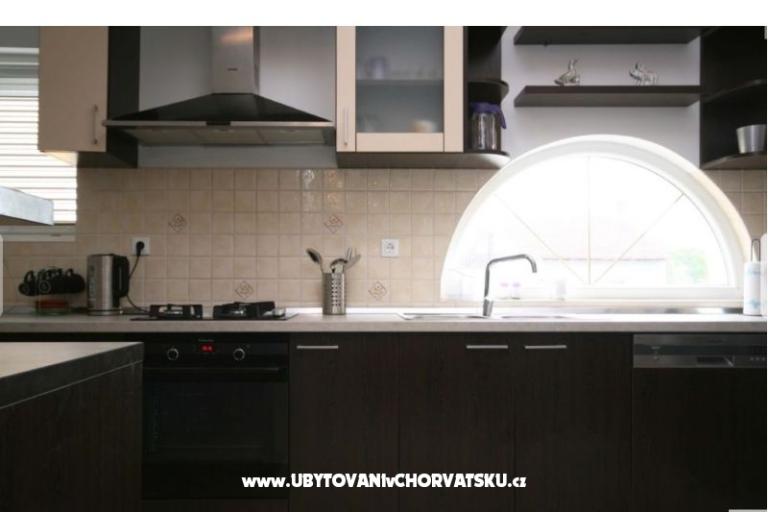 Apartmanok Naomi – fotó 15