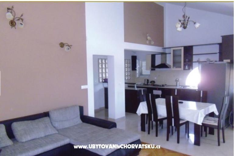Apartmanok Naomi – fotó 7