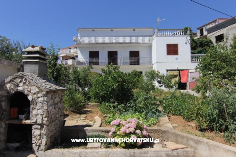 Brodarica beach house – fotó 2