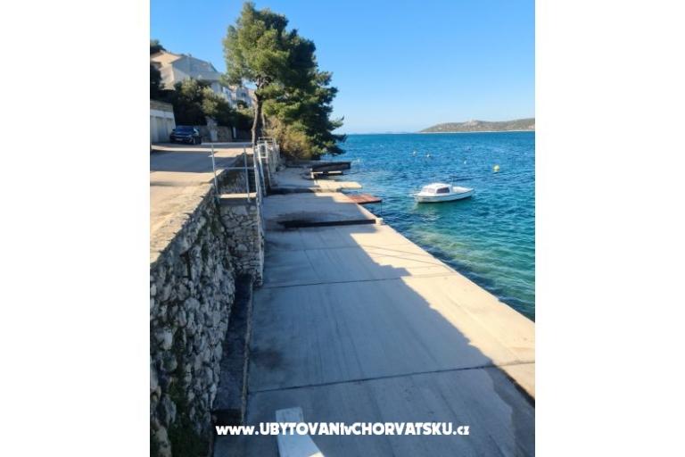 Apartman 20m od mora – fotó 2