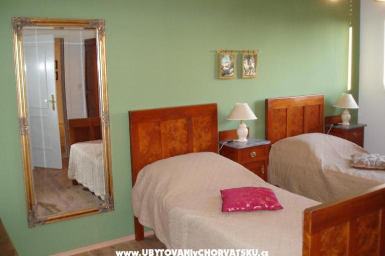 Lavanda Mala apartment – fotó 3