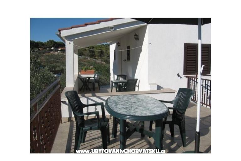 Apartmanok Oliva - Otok Šolta – fotó 5