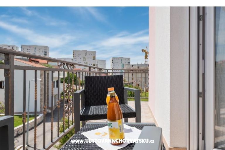Anić Amazing Apartmanok DELUXE – fotó 11