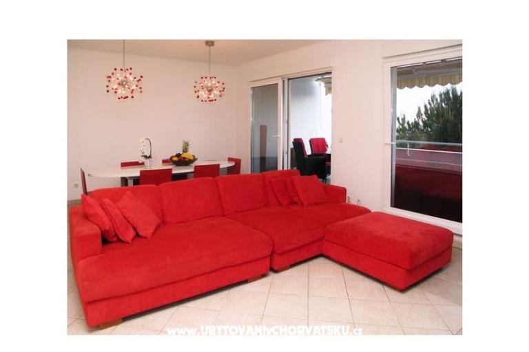 AdiOro Luxury Beachfront Apartman – fotó 3