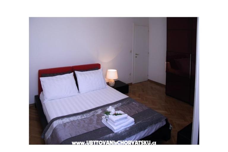 AdiOro Luxury Beachfront Apartman – fotó 8