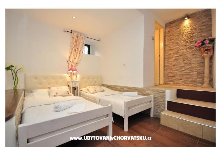 Apartman ANITA & Kuni-Centar – fotó 6